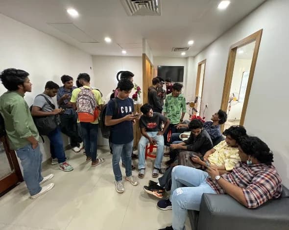 Ghaya Institute design students