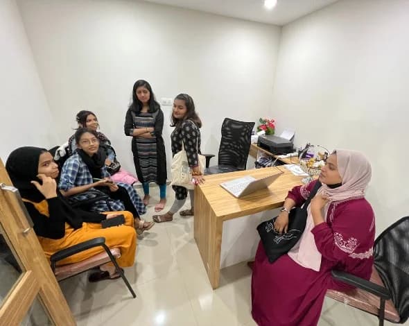 Ghaya Institute design students